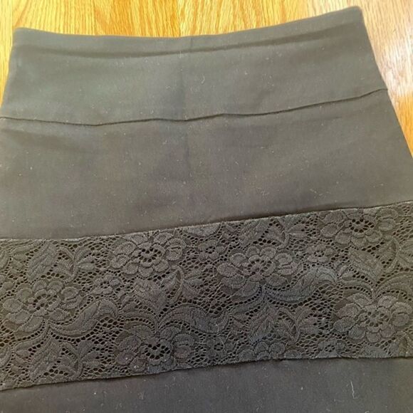 JOE B  BLACK SKIRT - Picture 3 of 5